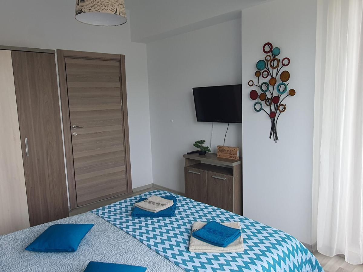 Alegria Summerland Mamaia Exterior photo